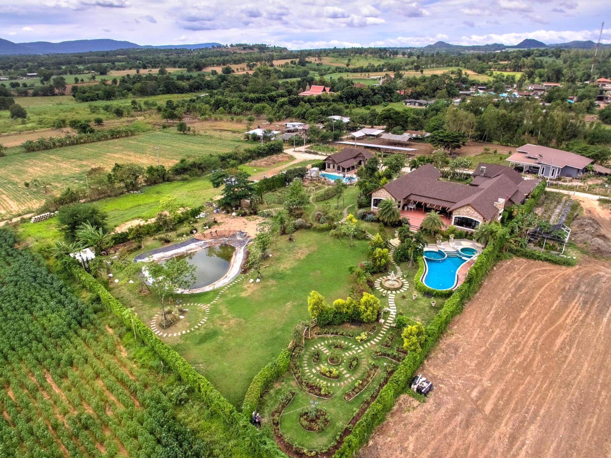 Chateau De Prim Khao Yai Ban Sap Phlu Buitenkant foto