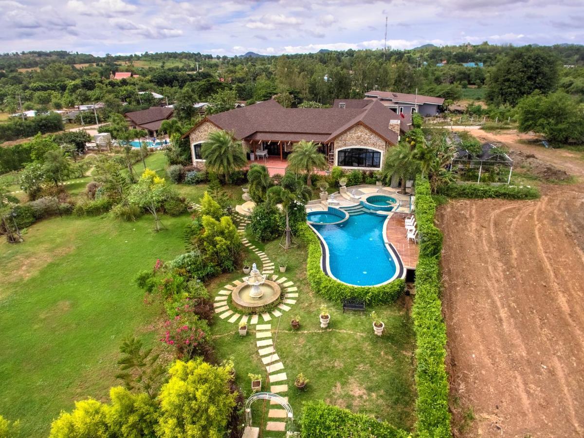 Chateau De Prim Khao Yai Ban Sap Phlu Buitenkant foto